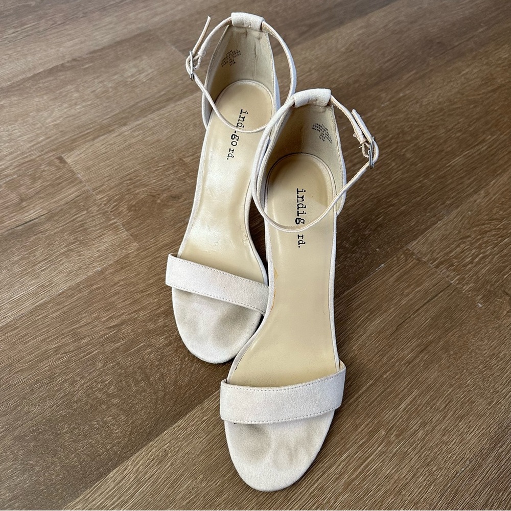 Indigo Rd. Women's Light Cream Heels - Picture 3 of 7